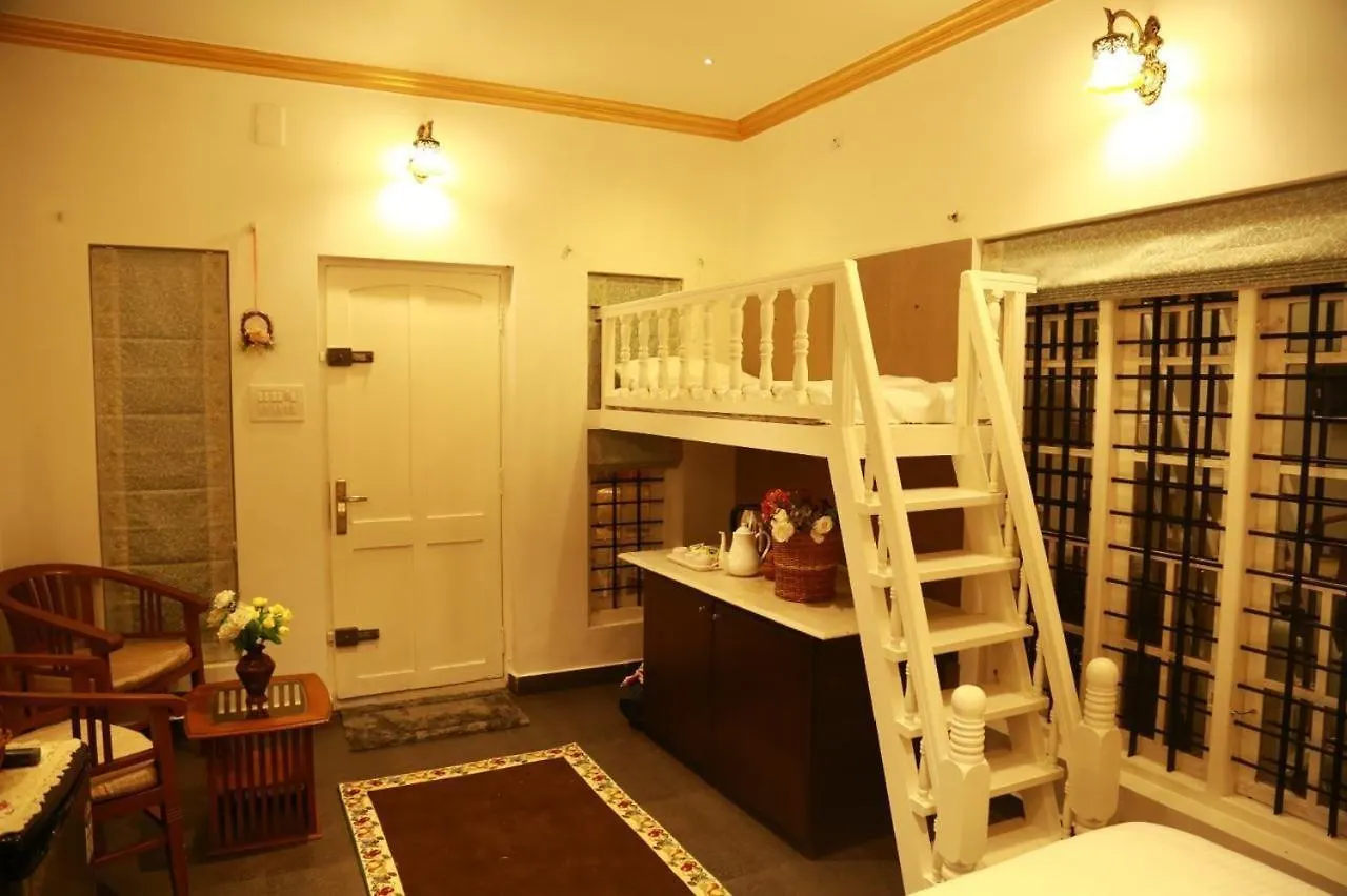 Emberwood Tiny Homes Vagamon Holiday home